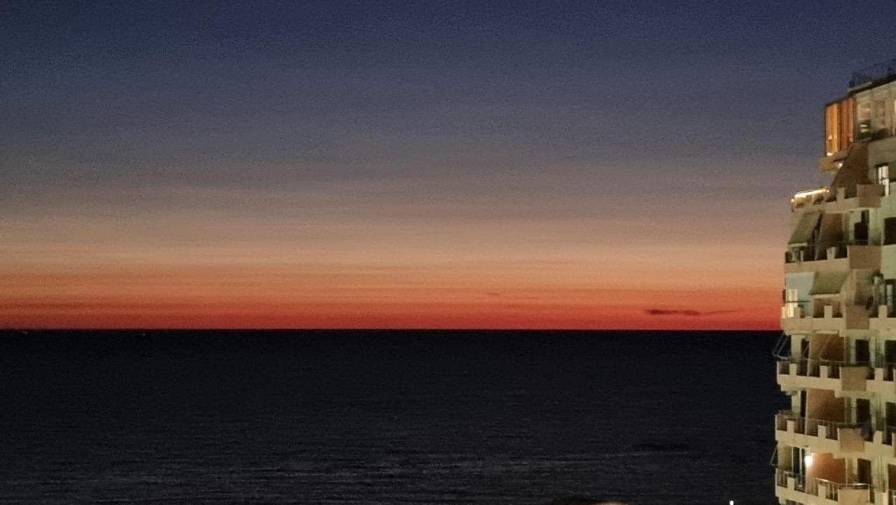 Sunset Seaview Apartment Durrës Exteriör bild