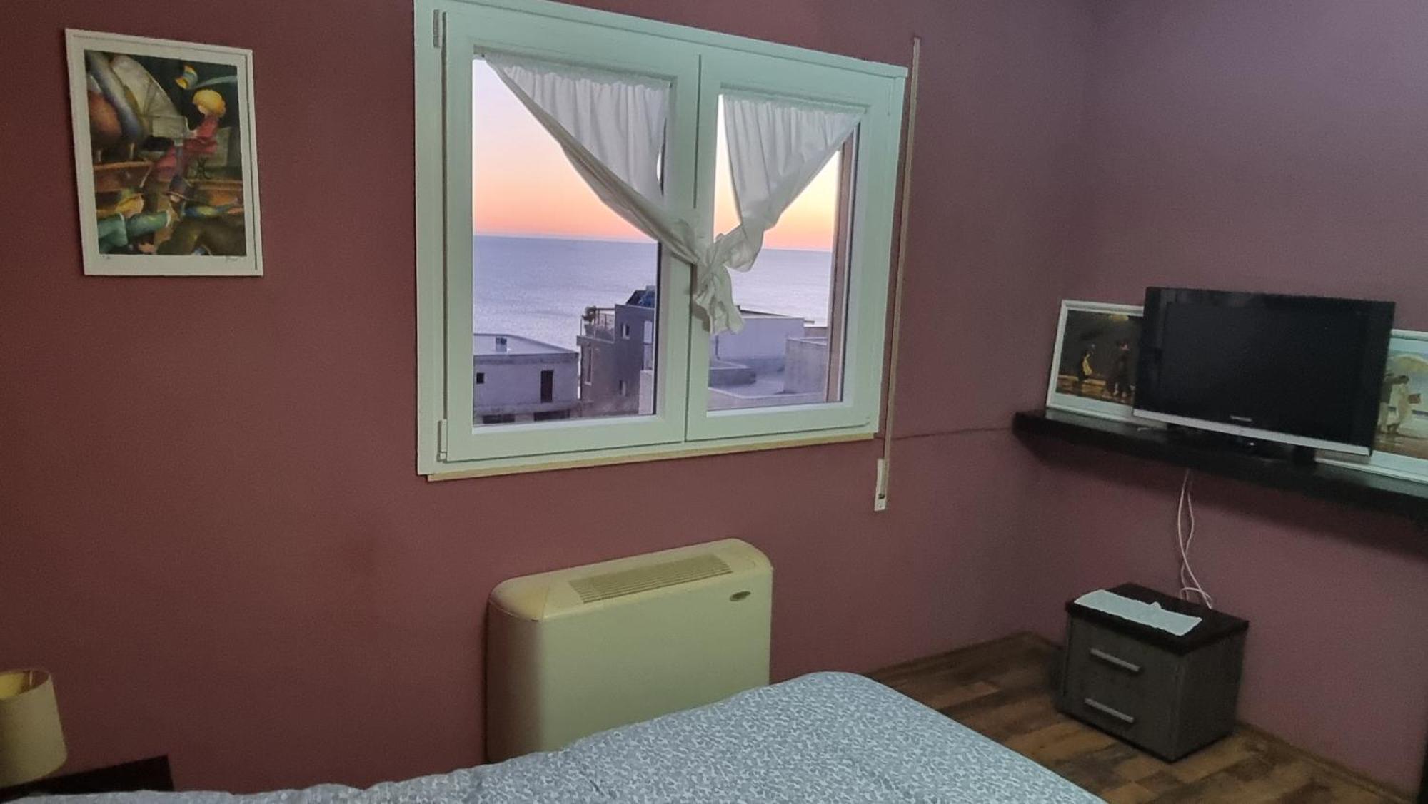 Sunset Seaview Apartment Durrës Exteriör bild