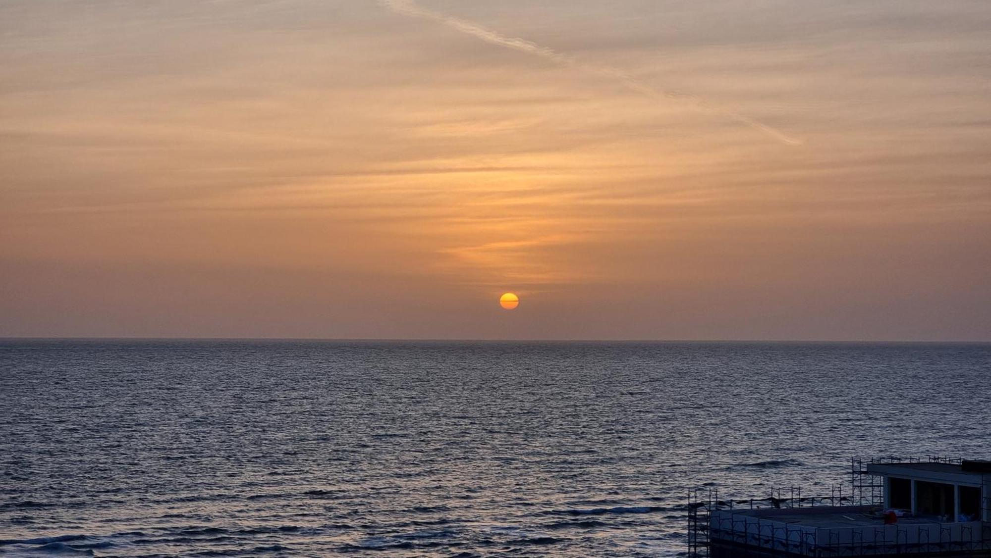 Sunset Seaview Apartment Durrës Exteriör bild